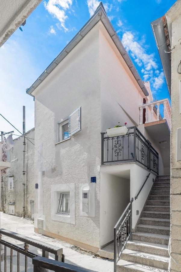 Apartments By The Sea Baska Voda, Makarska - 17570 Luaran gambar