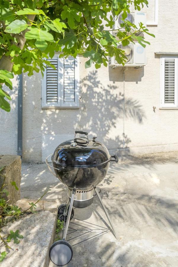 Apartments By The Sea Baska Voda, Makarska - 17570 Luaran gambar