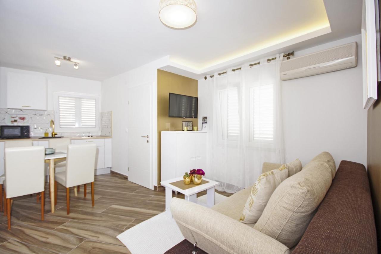 Apartments By The Sea Baska Voda, Makarska - 17570 Luaran gambar