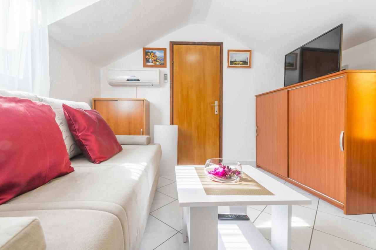 Apartments By The Sea Baska Voda, Makarska - 17570 Luaran gambar