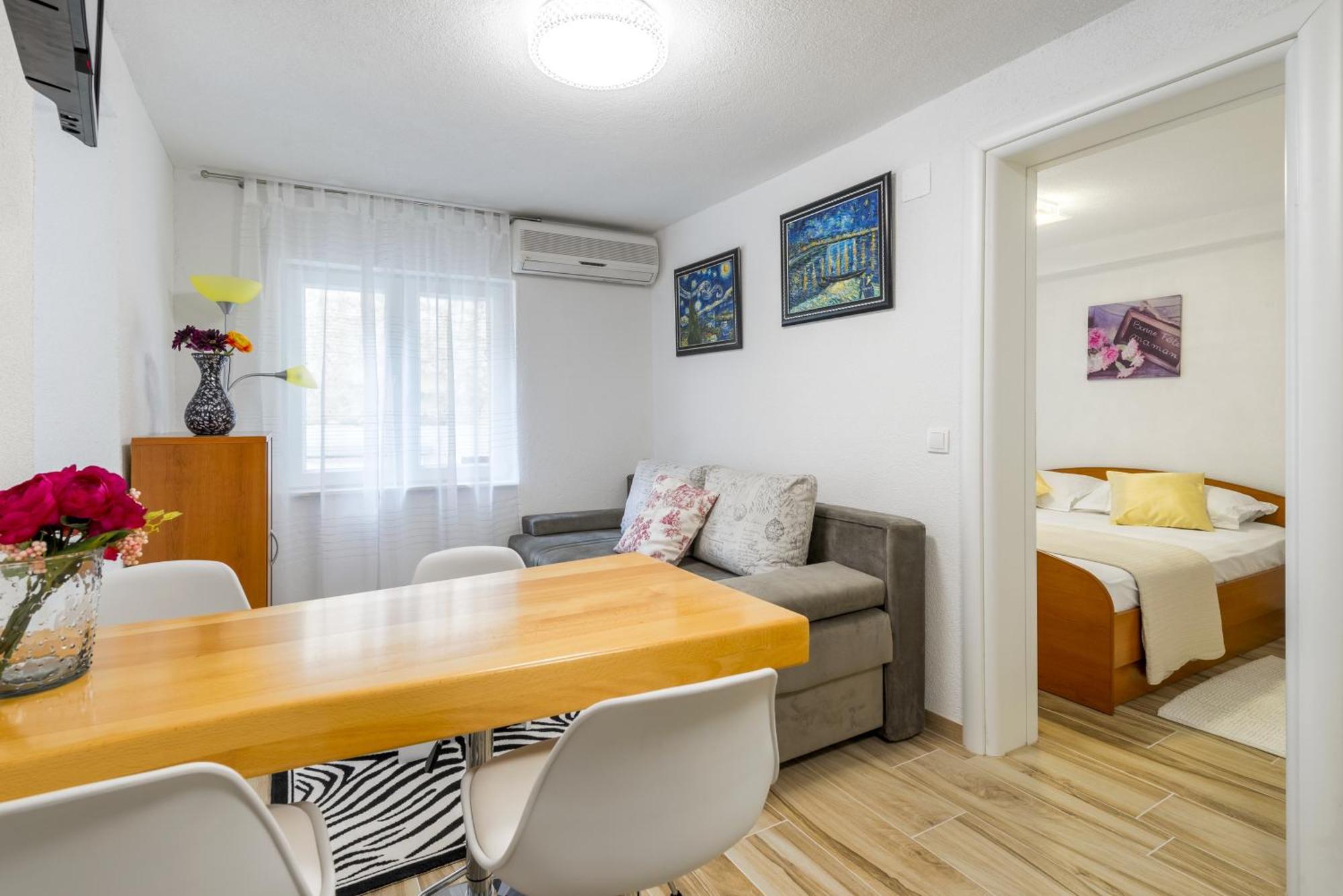 Apartments By The Sea Baska Voda, Makarska - 17570 Bilik gambar